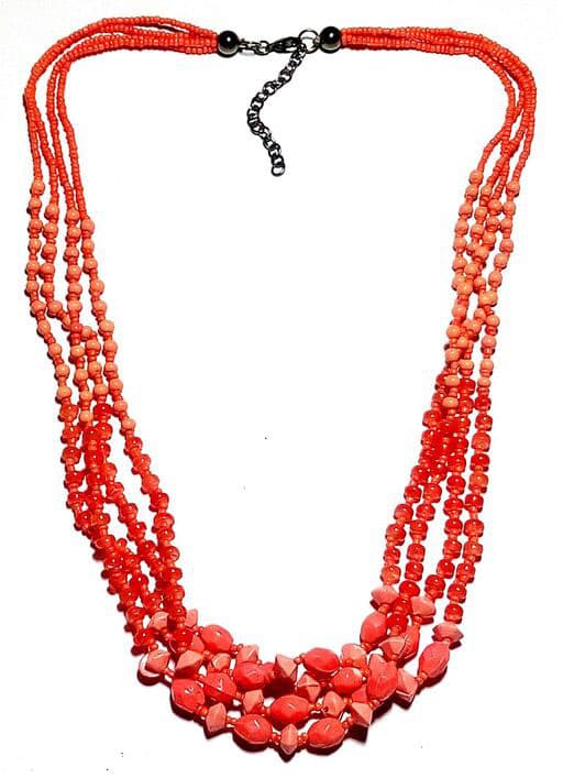 RED MULTI STRANDS GLASS AND SEED BEAD NECKLACE