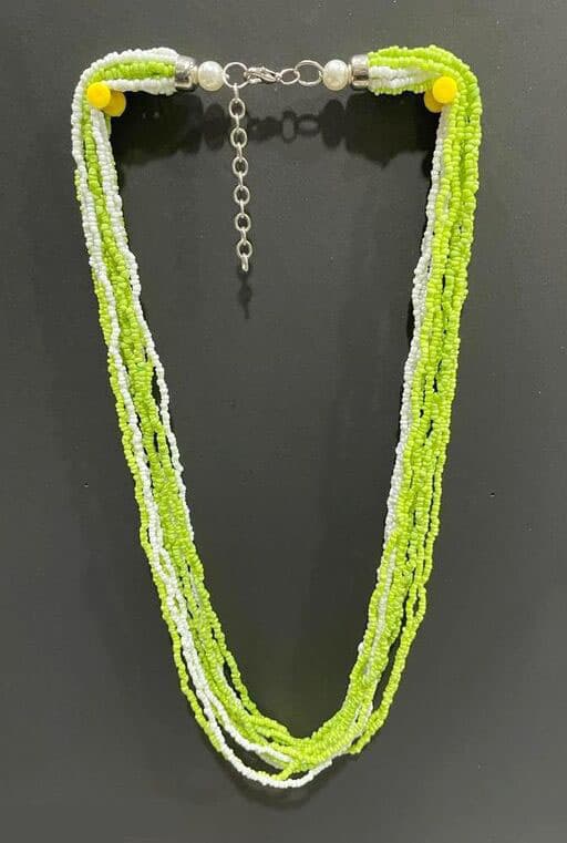 GREEN WHITE MULTI SEED BEAD NECKLACE