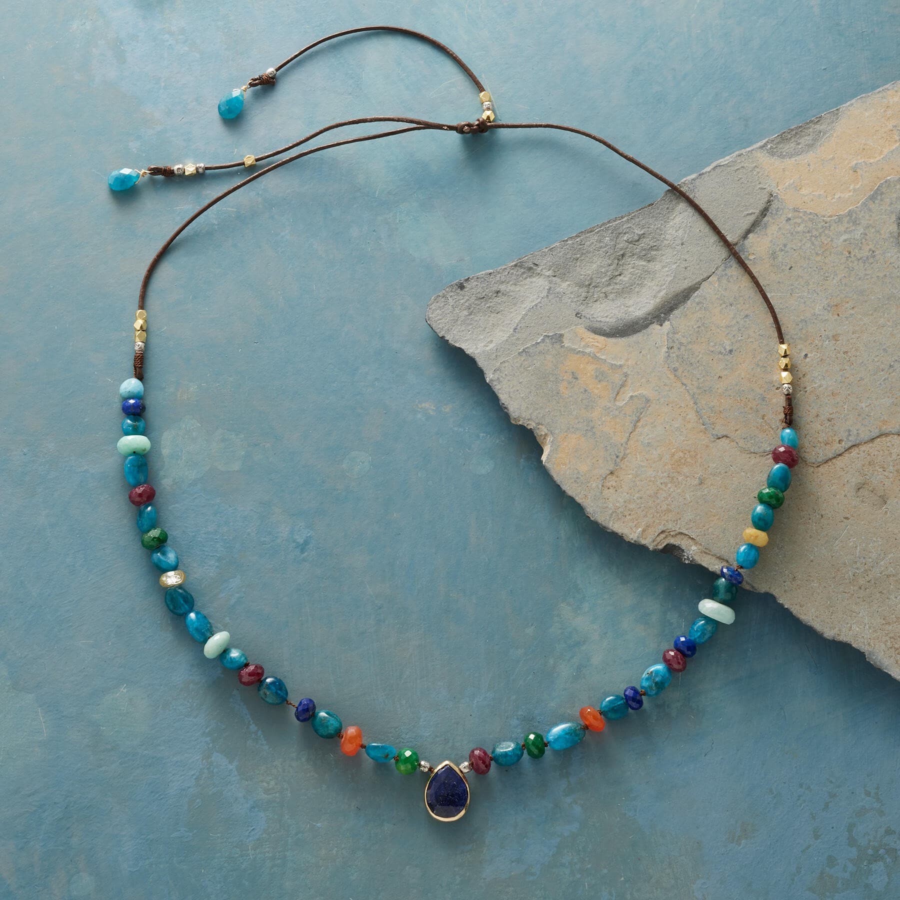 MULTI BEAD NECKLACE