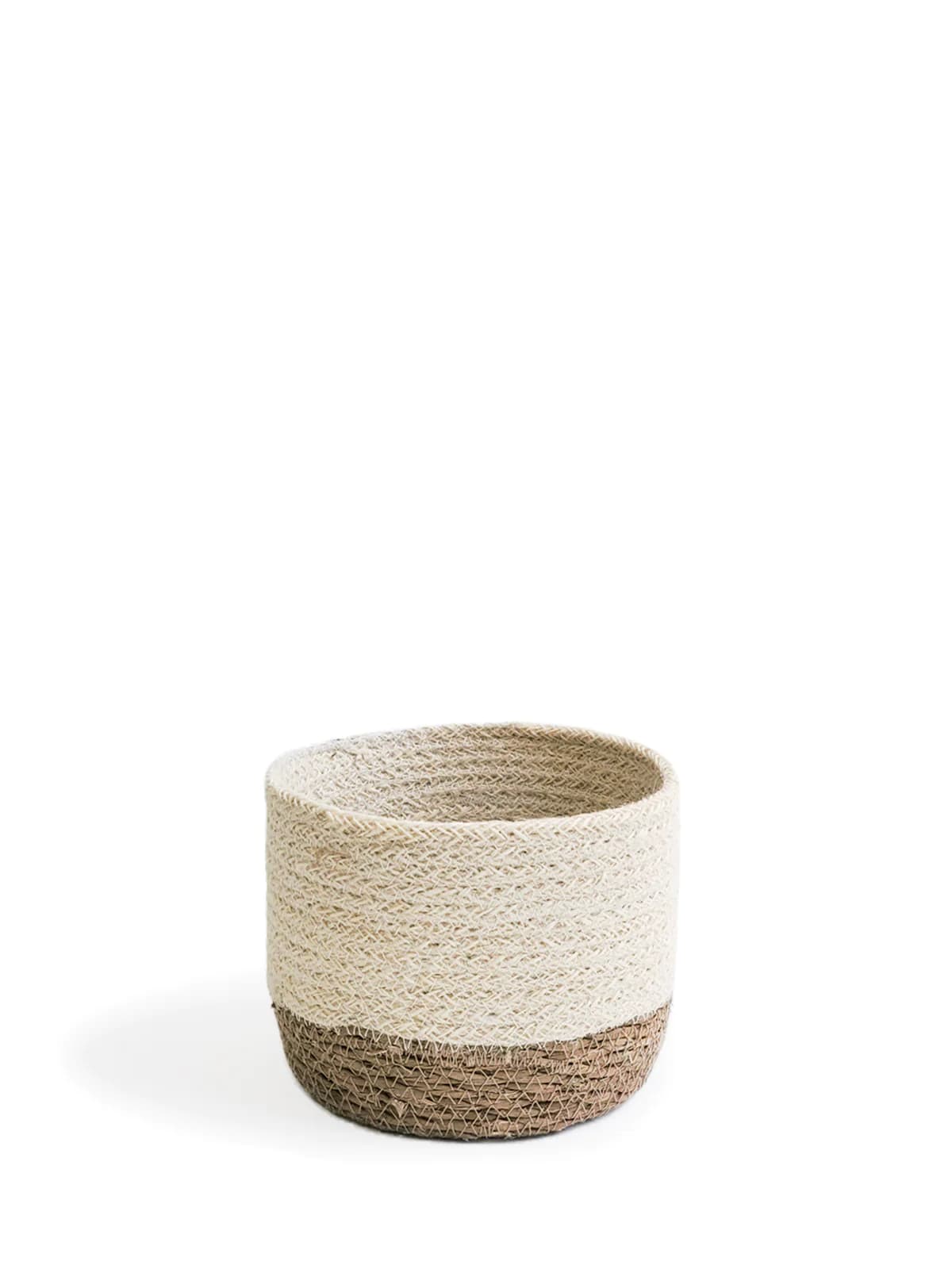 WHITE AND NATURAL BRAIDED JUTE PLANT BASKET SET OF 3