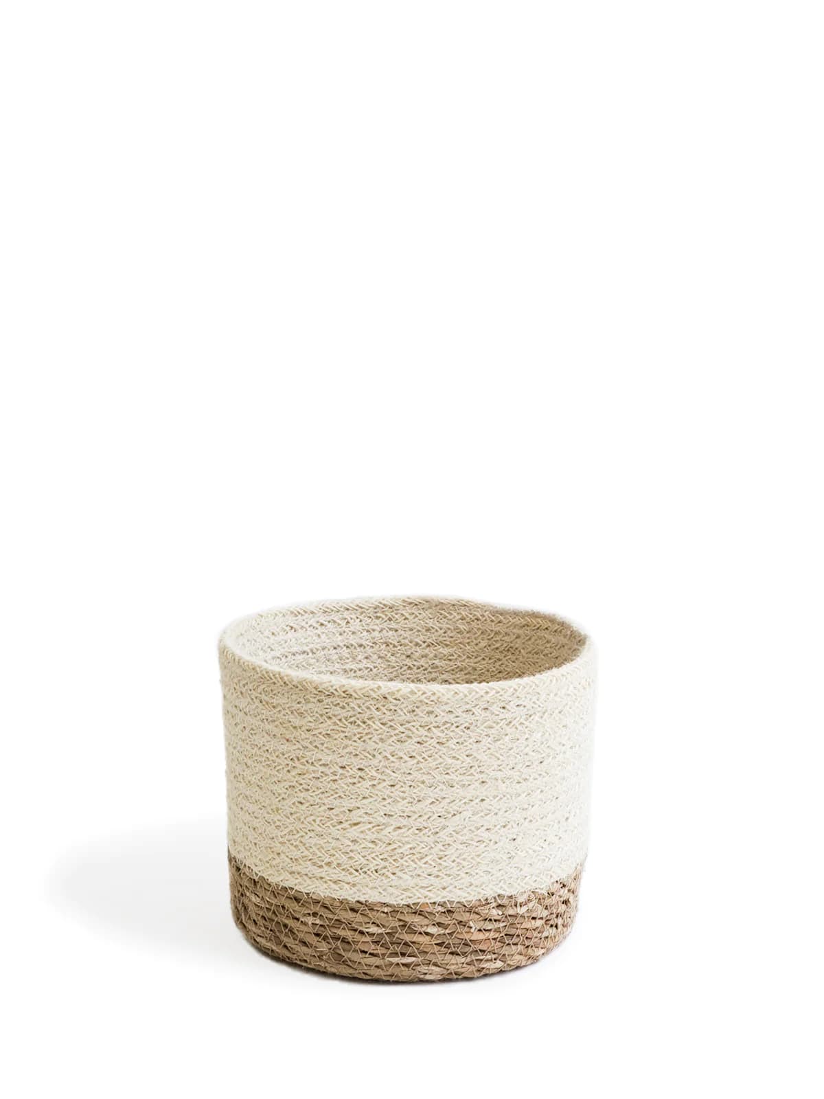 WHITE AND NATURAL BRAIDED JUTE PLANT BASKET SET OF 3