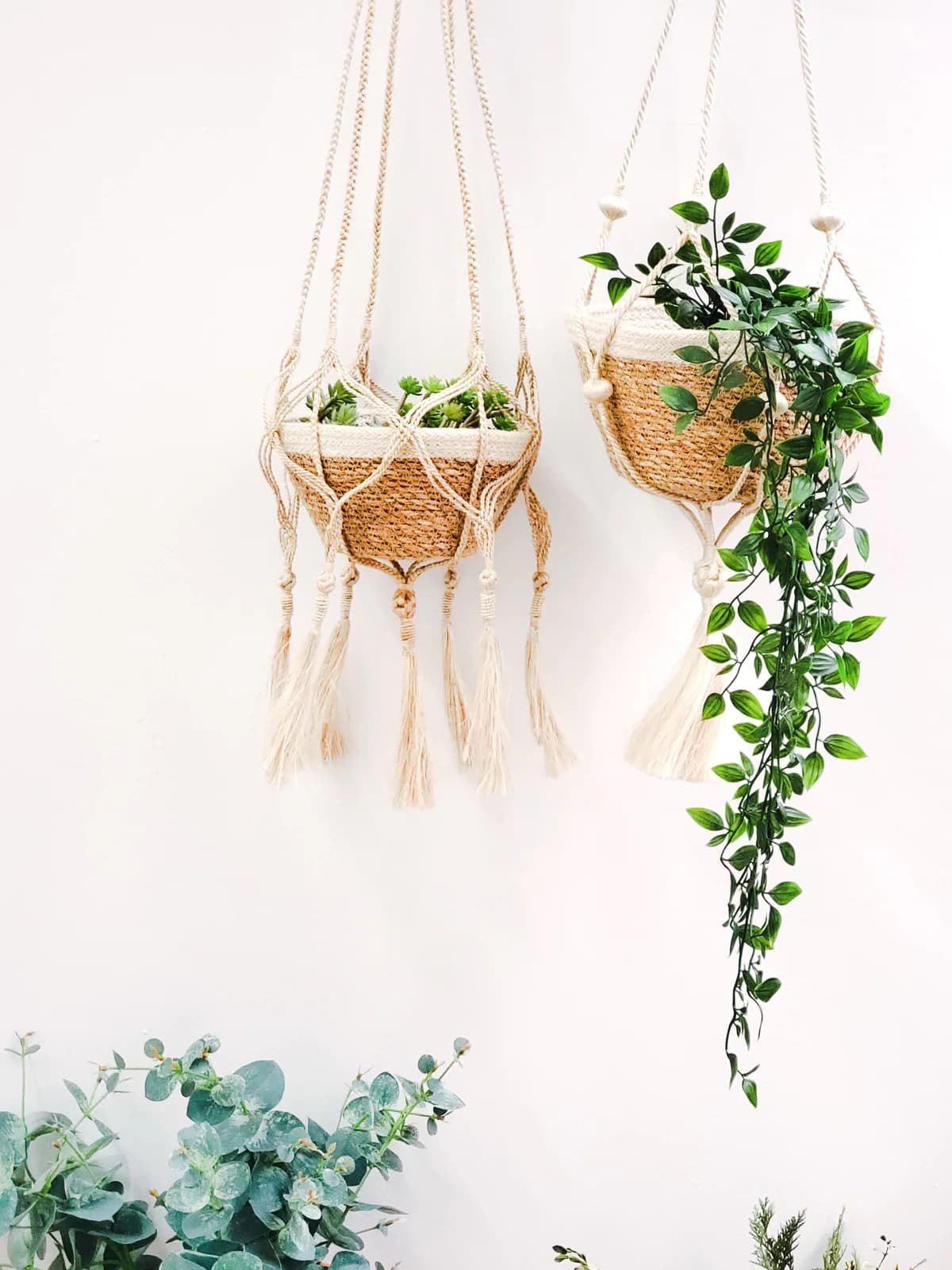 WHITE AND NATURAL BRAIDED JUTE PLANT BOWL SET OF 3