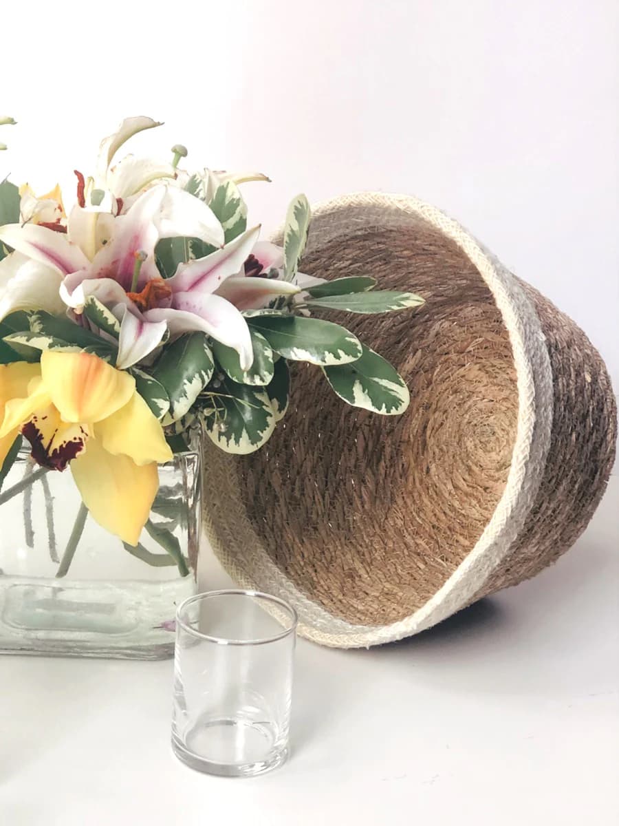 WHITE AND NATURAL BRAIDED JUTE PLANT BOWL SET OF 3