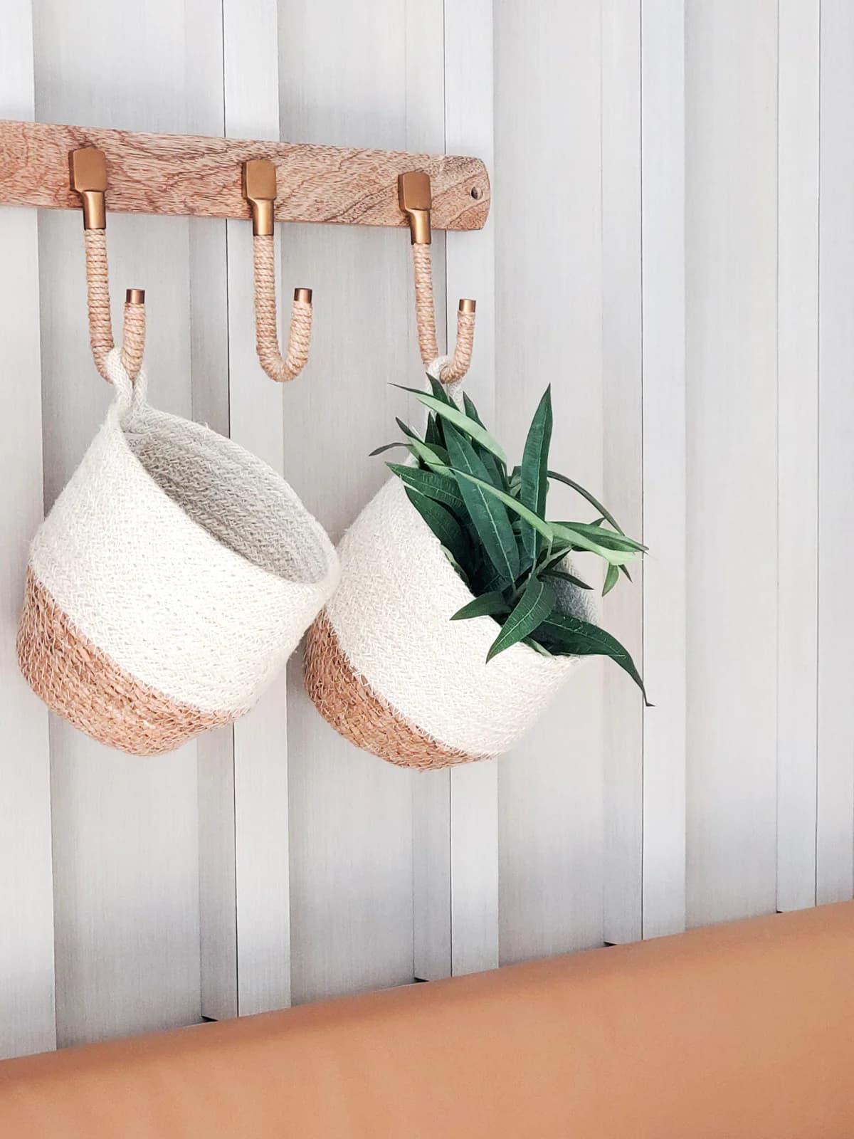 WHITE AND NATURAL JUTE WOVEN PLANT LOOP BIN SET OF 2