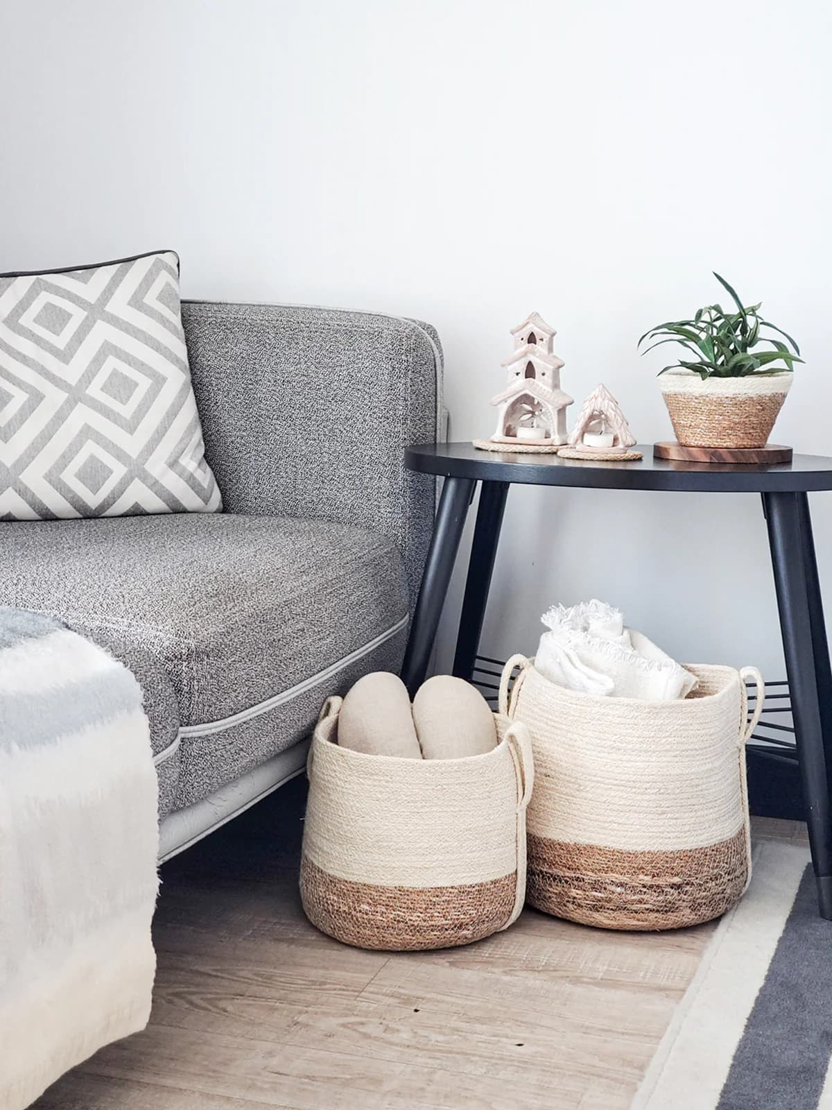 NATURAL JUTE WOVEN PLANT BASKET WITH SIDE HANDLE  SET OF 2