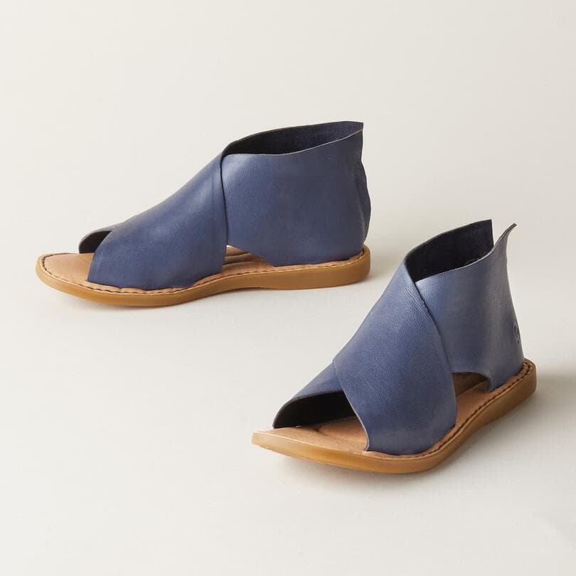NAVY CRISS CROSS PATTERN SANDALS WITH ZIP