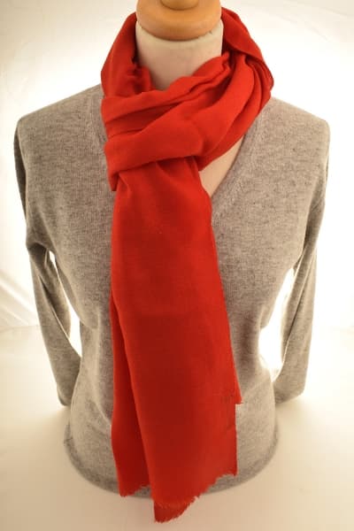 ANAN RED COLOURED CASHMERE SCARF