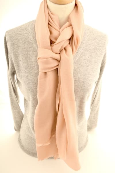 ANAN PEACH COLOURED CASHMERE SCARF