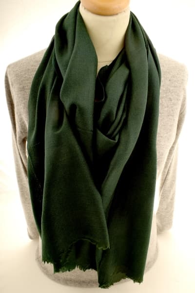 ANAN GREEN COLOURED CASHMERE SCARF