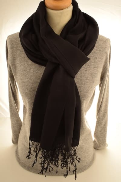 CHERA DARK BLUE COLOURED CASHMERE SCARF