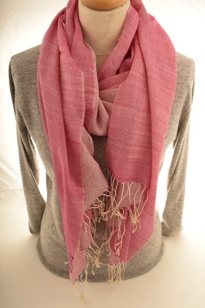 CHERA PINK COLOURED CASHMERE SCARF