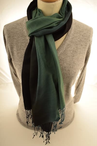 CHIRI GREEN BLACK COLOURED CASHMERE SCARF