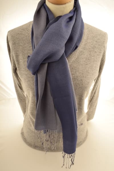 CHIRI GREY BLUE COLOURED CASHMERE SCARF