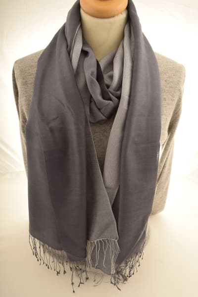 CHIRI GREY SILVER COLOURED CASHMERE SCARF