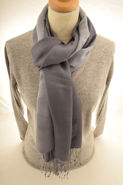 CHIRI GREY SILVER COLOURED CASHMERE SCARF