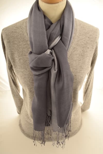 CHIRI GREY SILVER COLOURED CASHMERE SCARF