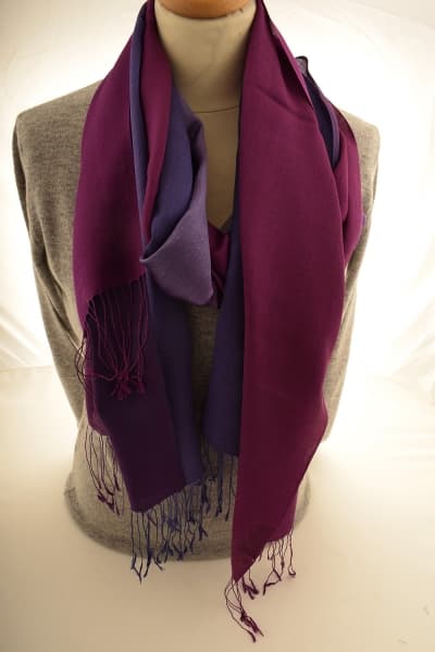 CHIRI PURPLE GREY COLOURED CASHMERE SCARF