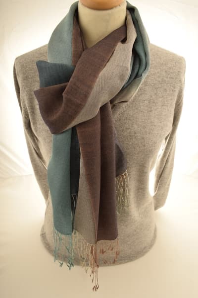 CHIRI TURQ BROWN COLOURED CASHMERE SCARF