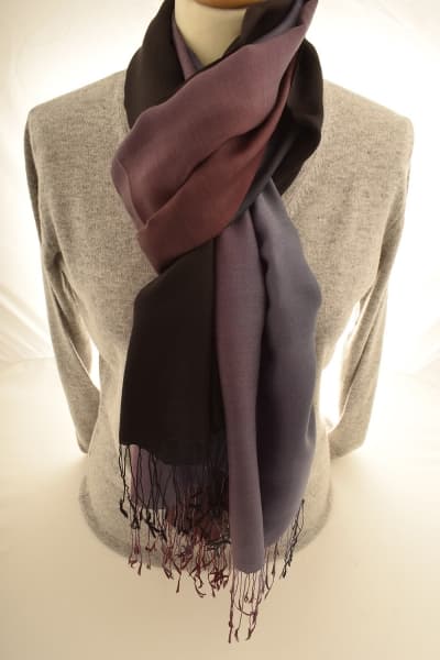 CHIRI WINE RED BLACK COLOURED CASHMERE SCARF