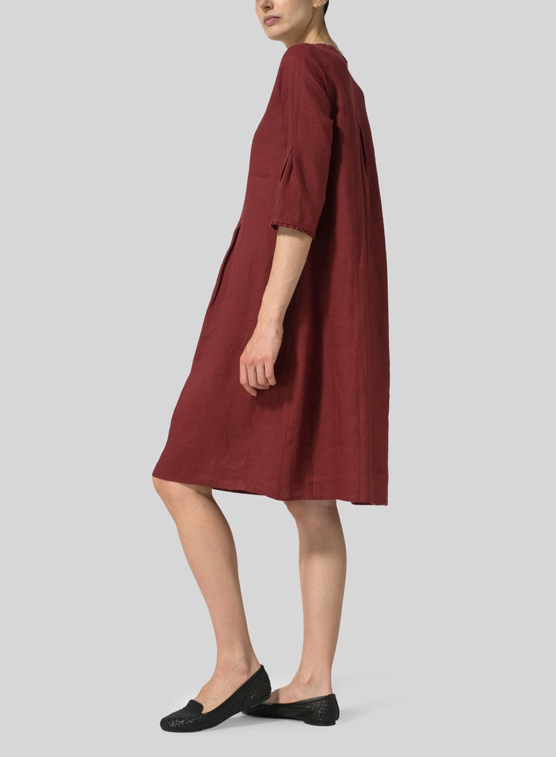 BURGANDY LINEN EMBROIDERED HEMLINE DRESS