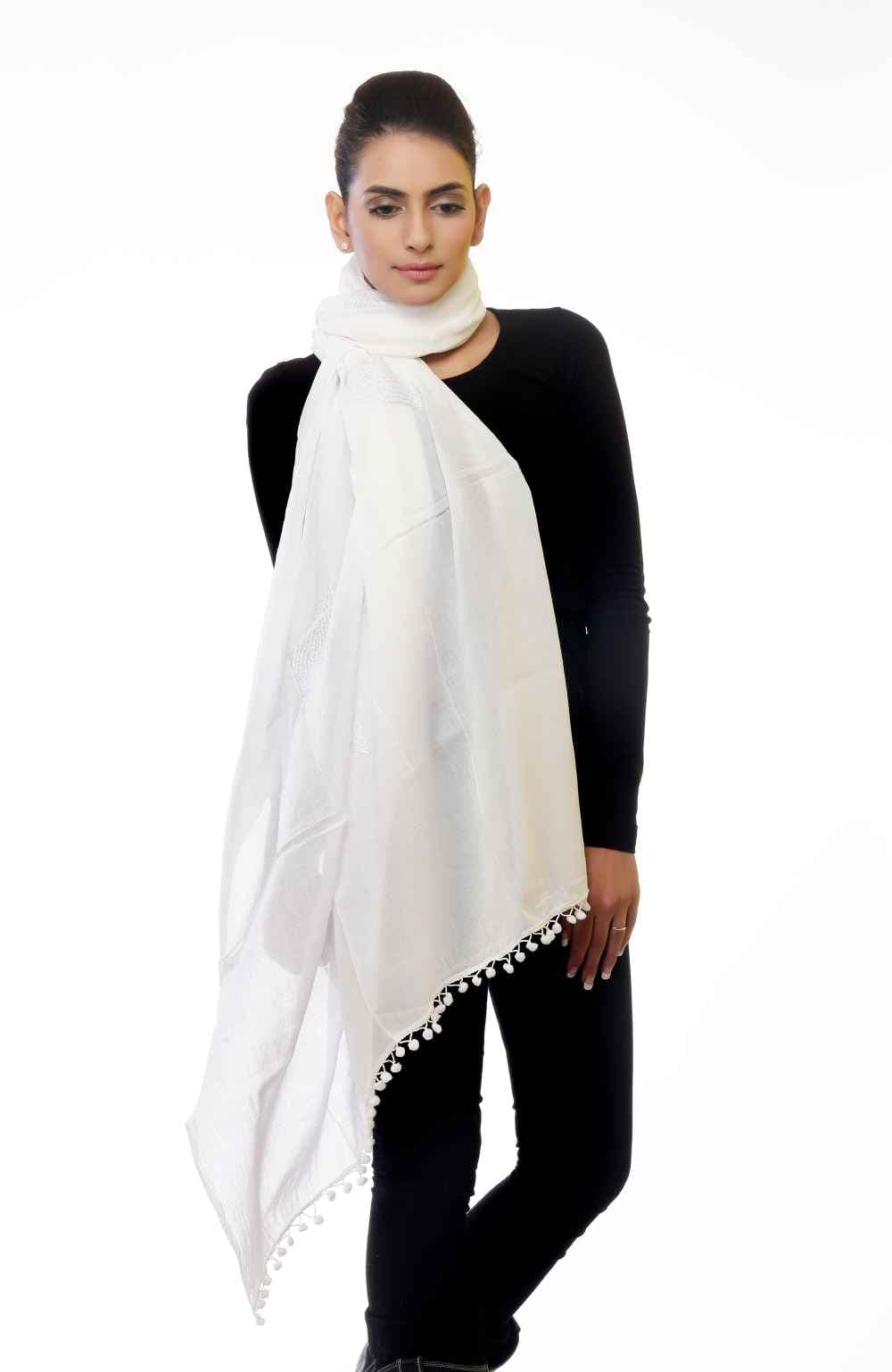 VISCOSE SCARF WITH POM POM