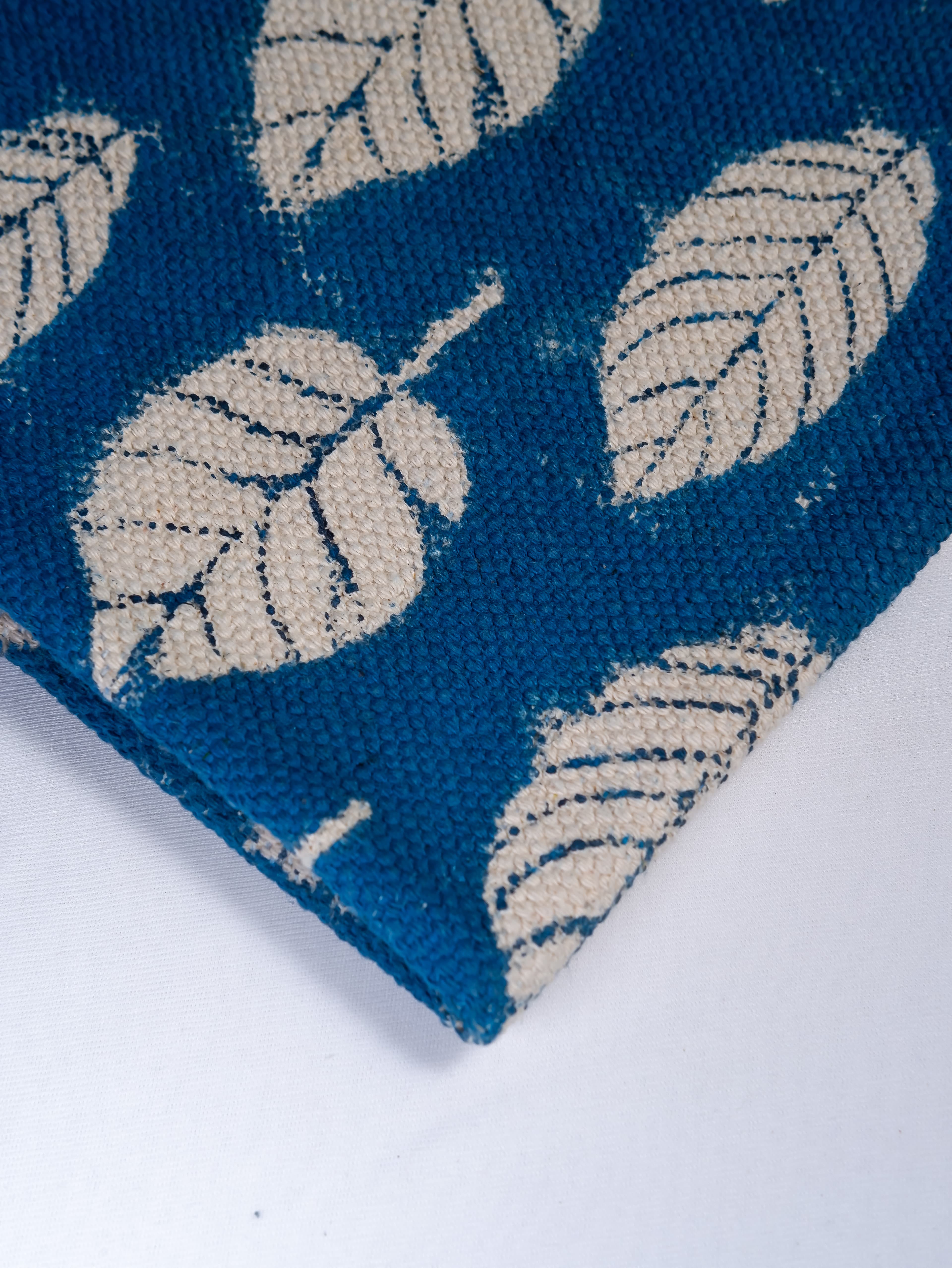 INDIAN DHURRIE BLUE LEAF BLOCK PRINTED COTTON RUG