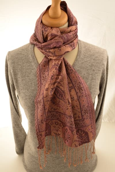 FOHAR PINK COLOURED CASHMERE SCARF