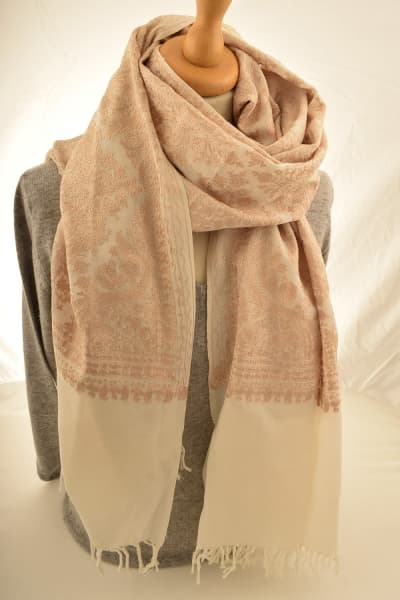 HARDU CREAM COLOURED CASHMERE SCARF