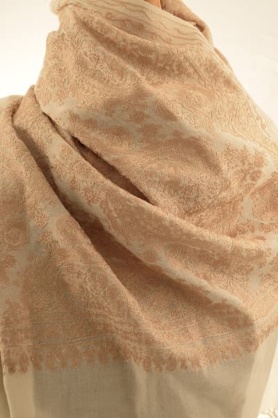 HARDU CREAM COLOURED CASHMERE SCARF
