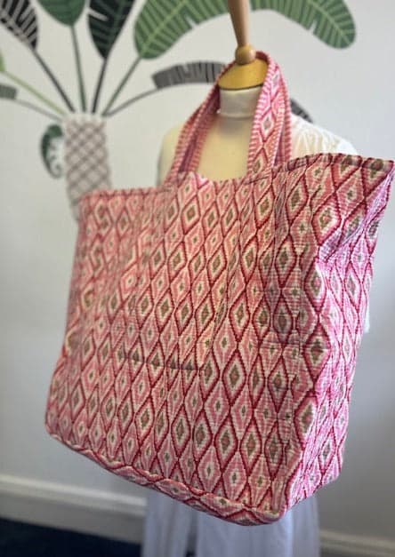 QUILTED BEACH BAG