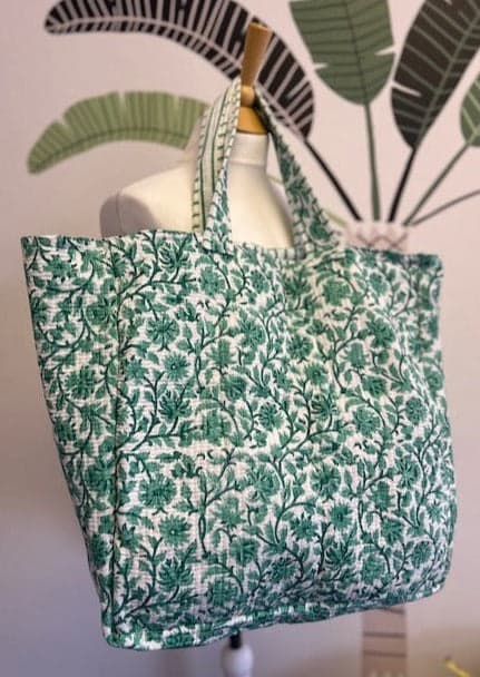 BEACH BAG, XL GREEN AND WHITE BLOCK PRINT TOTE BAG