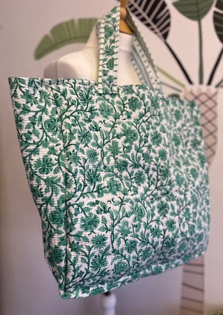BEACH BAG, XL GREEN AND WHITE BLOCK PRINT TOTE BAG