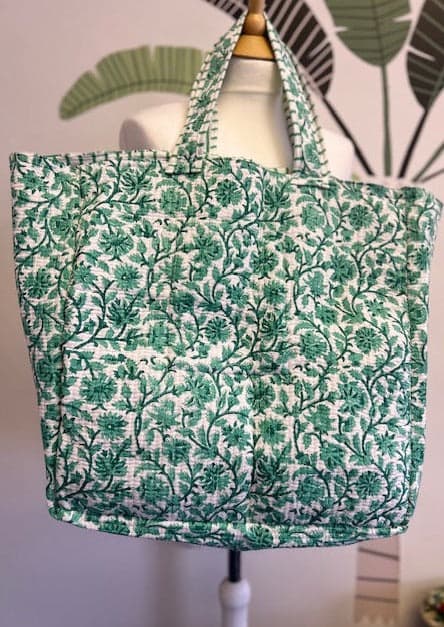 BEACH BAG, XL GREEN AND WHITE BLOCK PRINT TOTE BAG