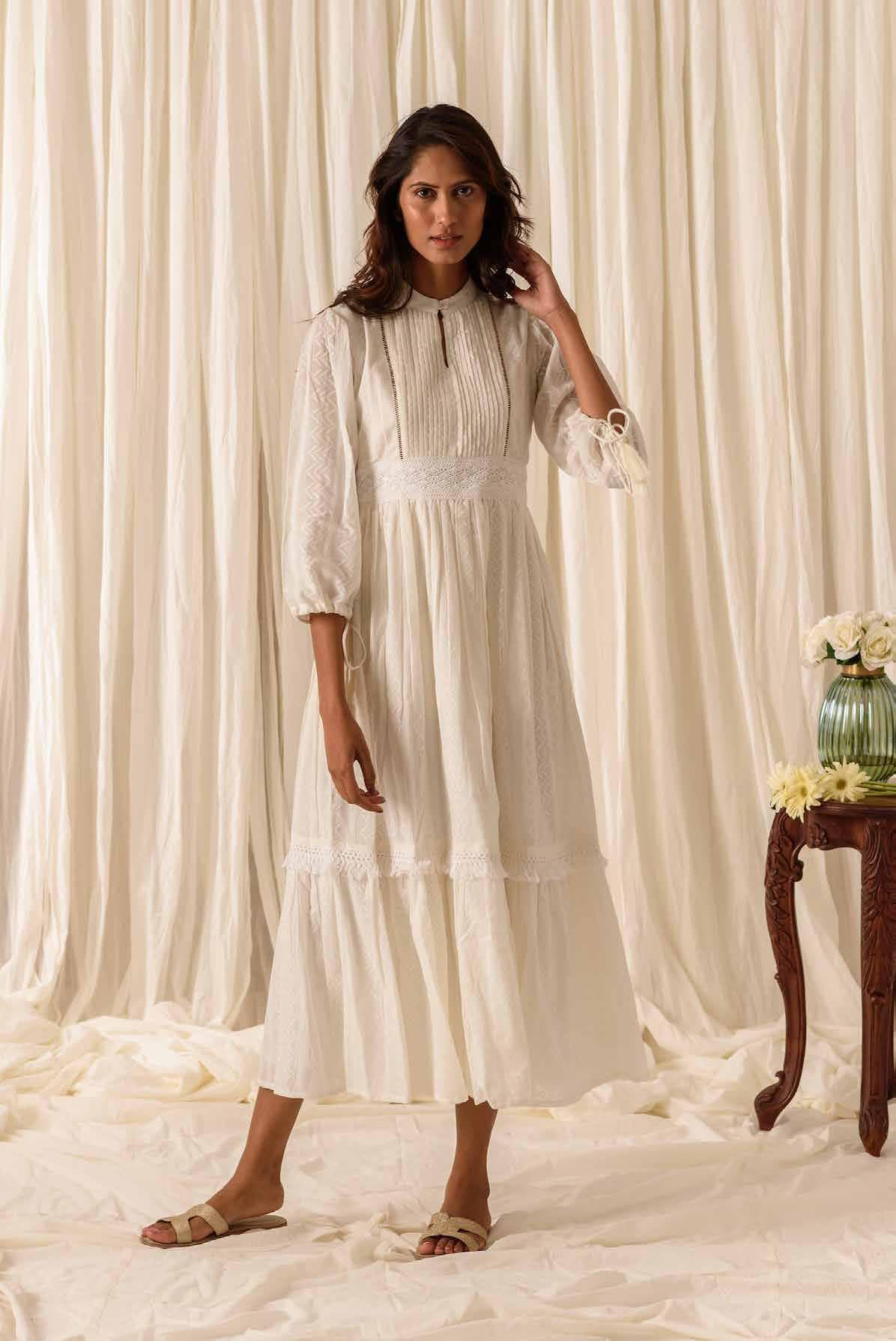 ROUND NECK HALF SLEEVE LONG DRESS