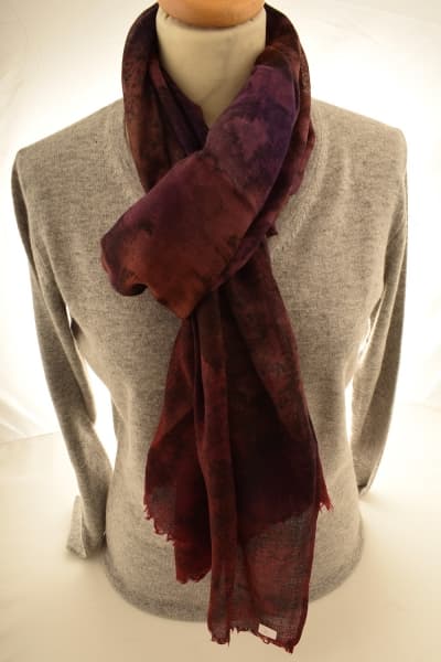 IMOH MAROON COLOURED CASHMERE SCARF