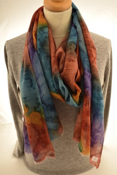 IMOH SKY COLOURED CASHMERE SCARF