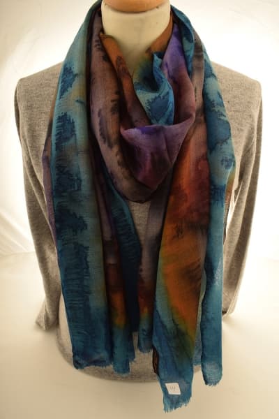 IMOH YALE BROWN COLOURED CASHMERE SCARF