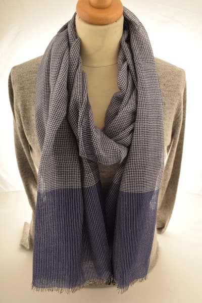 KANJI BLUE COLOURED CASHMERE SCARF