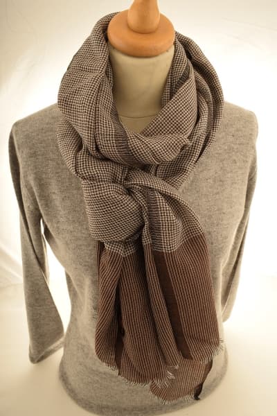 KANJI BROWN COLOURED CASHMERE SCARF
