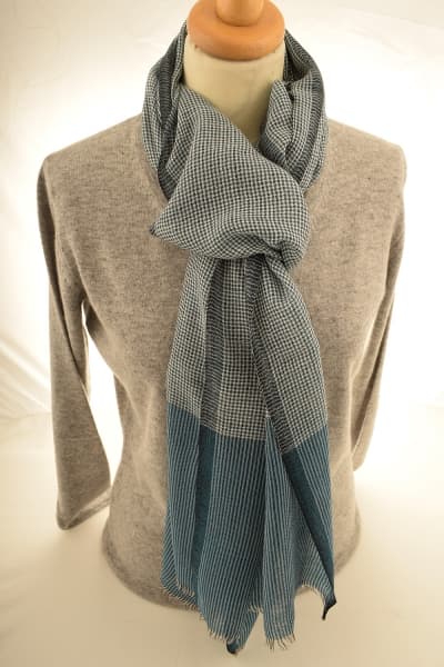 KANJI GREEN COLOURED CASHMERE SCARF