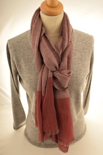 KANJI RED COLOURED CASHMERE SCARF