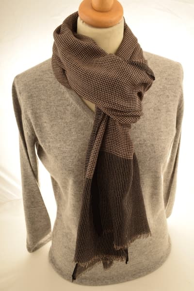KANJI WALNUT COLOURED CASHMERE SCARF