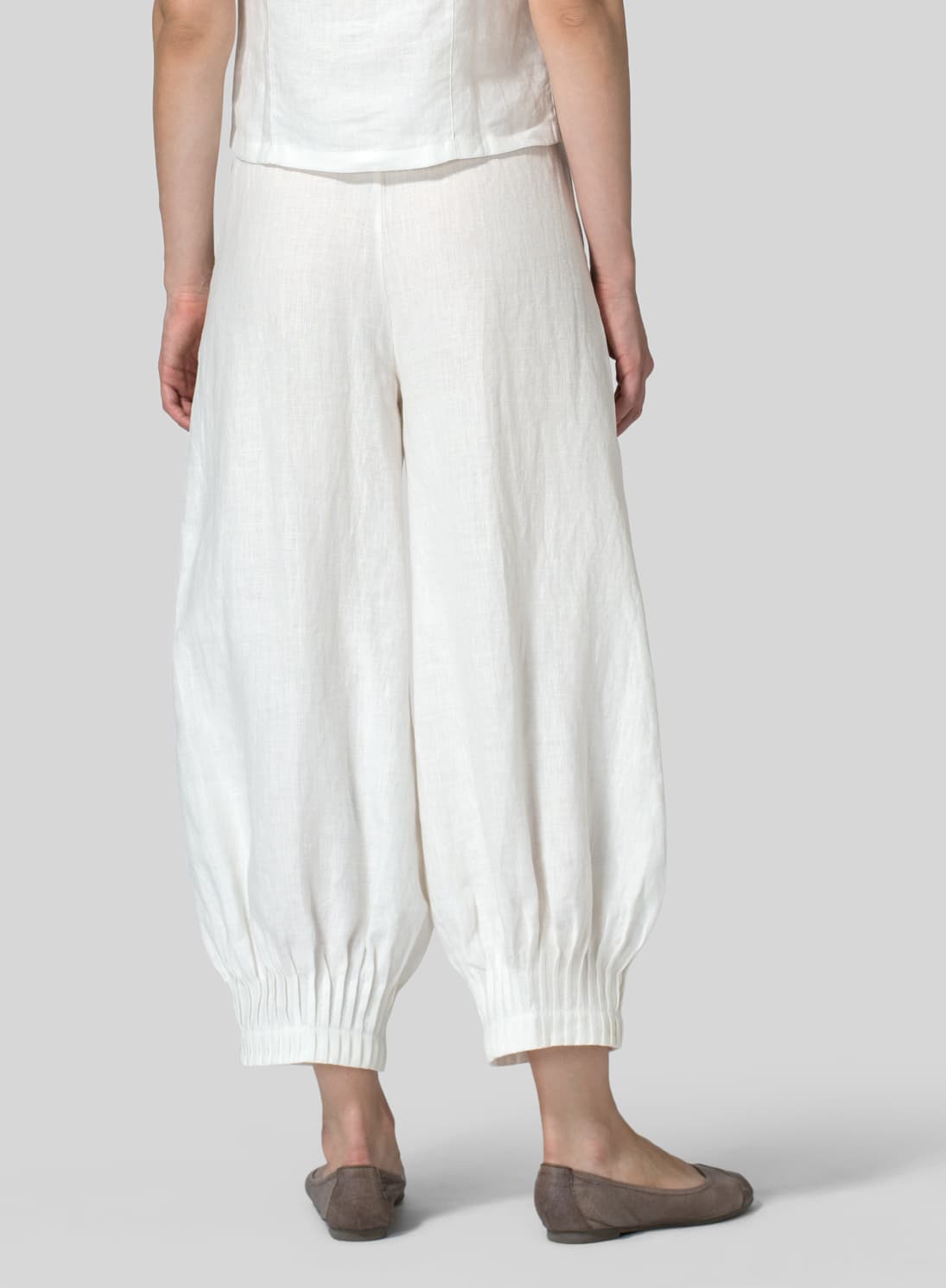WHITE LINEN PLEATED CUFF ANKLE LENGTH PANTS