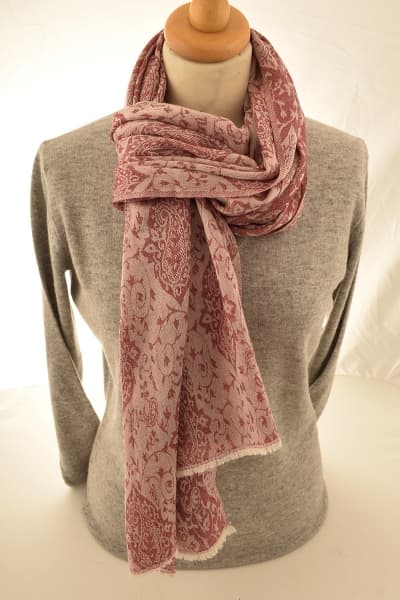 PORA RED COLOURED CASHMERE SCARF