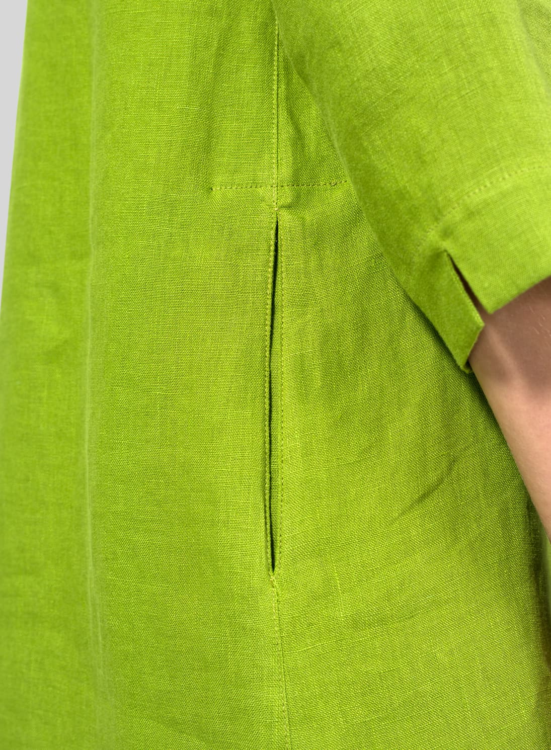 LEAF GREEN LINEN V NECK MANDARIN COLLAR TUNIC