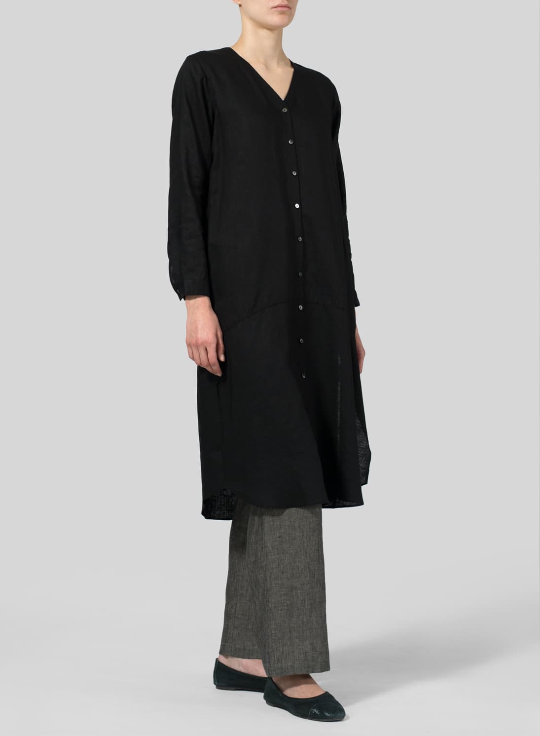 BLACK LINEN V NECK LONG BLOUSE