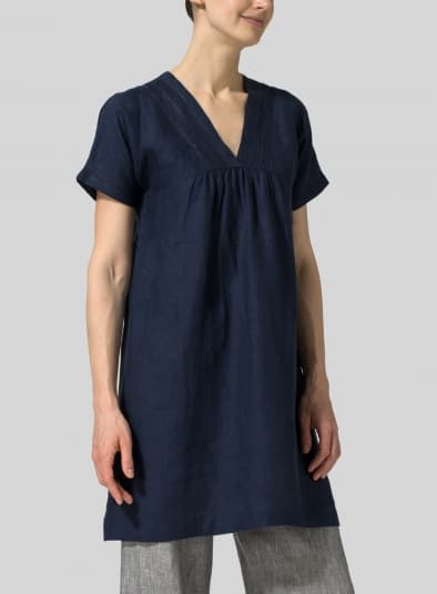 NAVY LINEN SHORT SLEEVE NECK PLEATED TOP