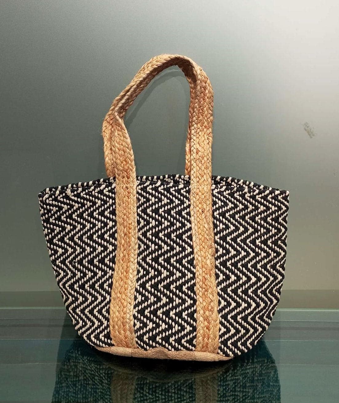 Natural Black Zigzag Beach Bag