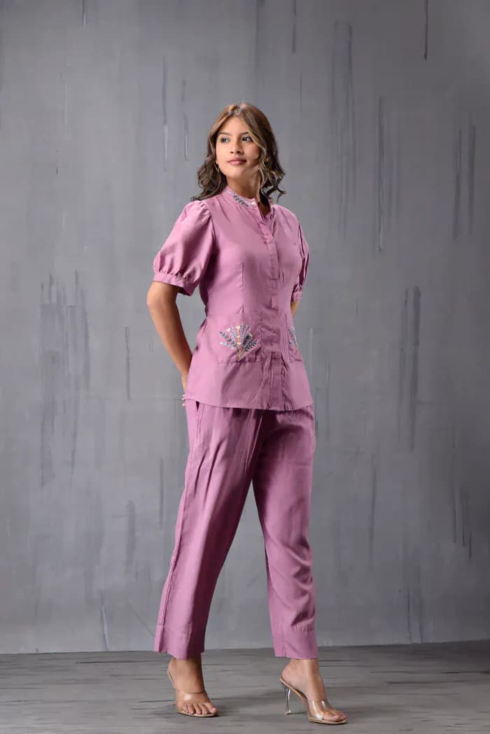 Embroiderd Coller Set