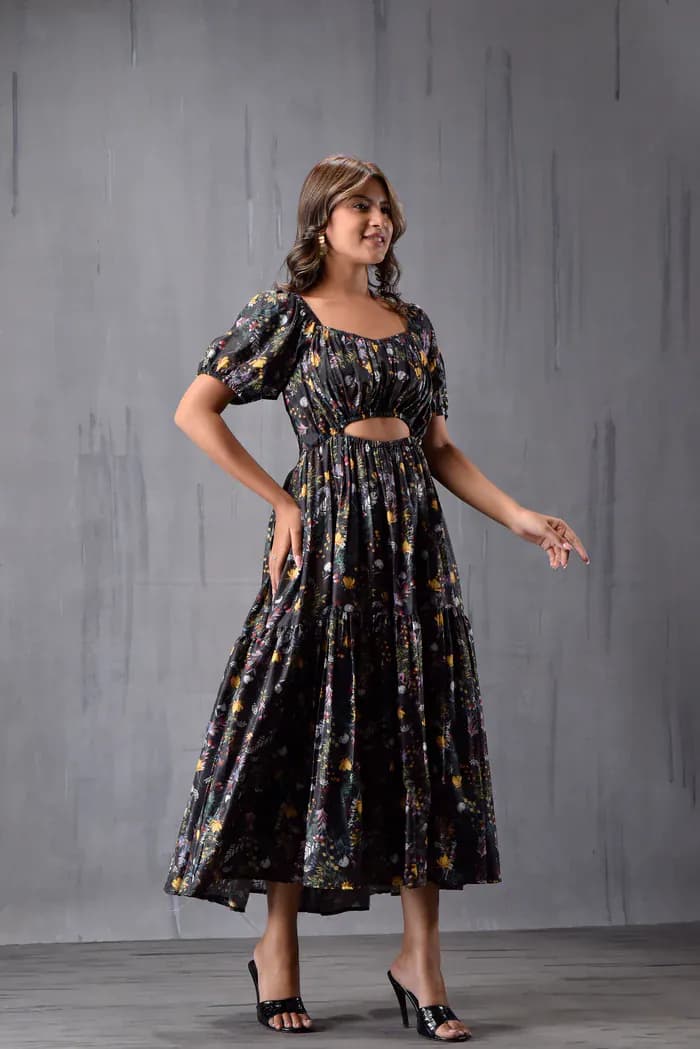 Front Waist Cut Out Flary Dress